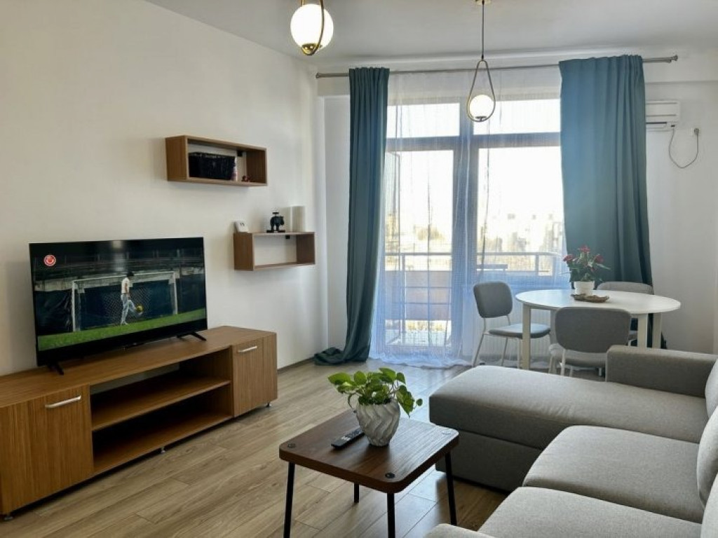 Piata sudului pridvorului vacaresti