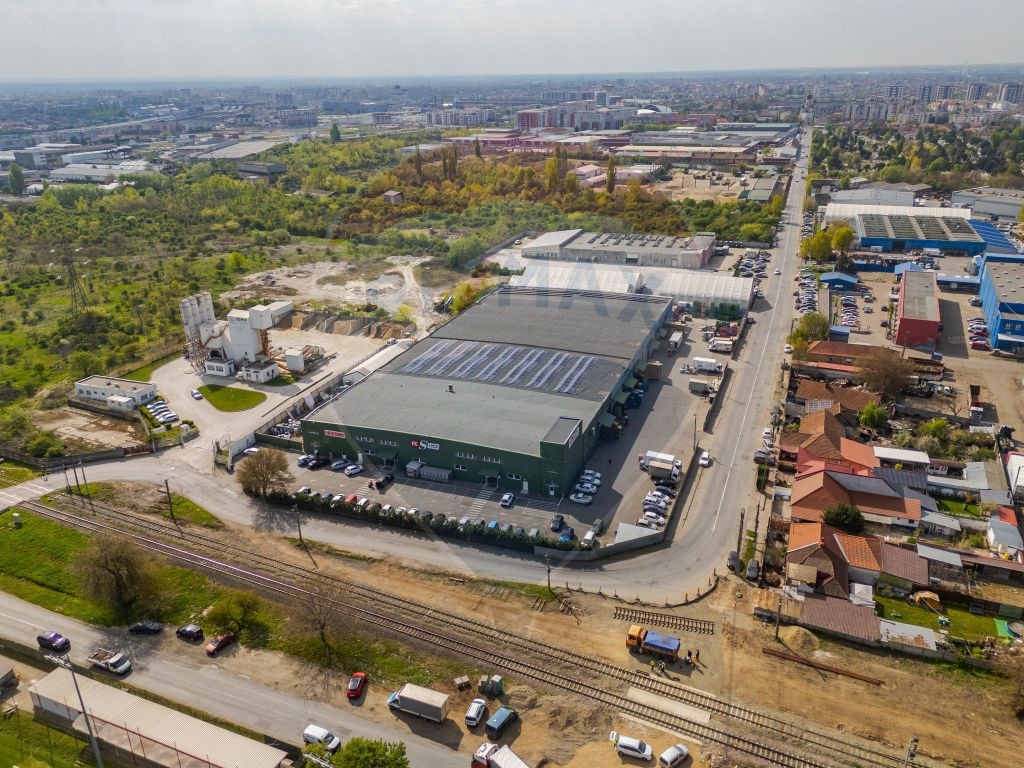 Spațiu comercial de la 635, 5mp de inchiriat -Câmpul Li...