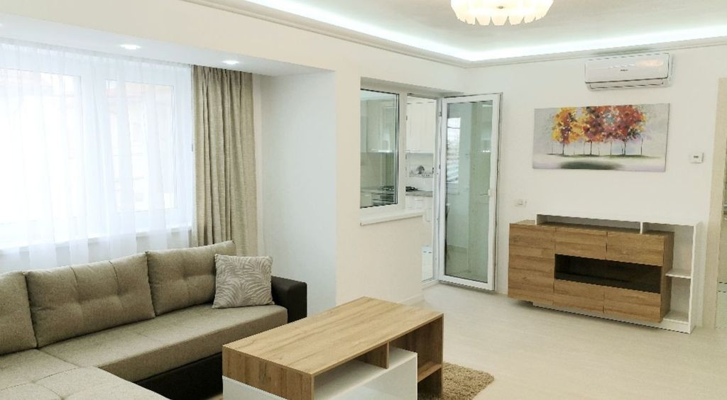 3 camere | Mihalache | Expozitiei | bloc boutique | parcare