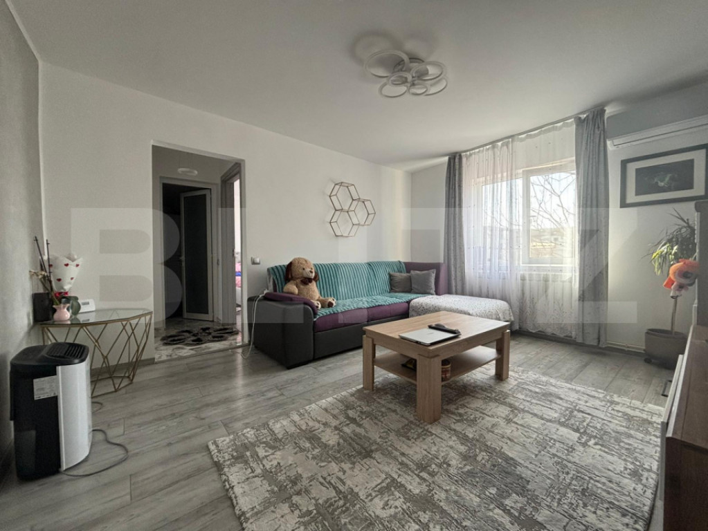 Apartament 2 camere M6, etaj 3, renovat 2025 – centrală n