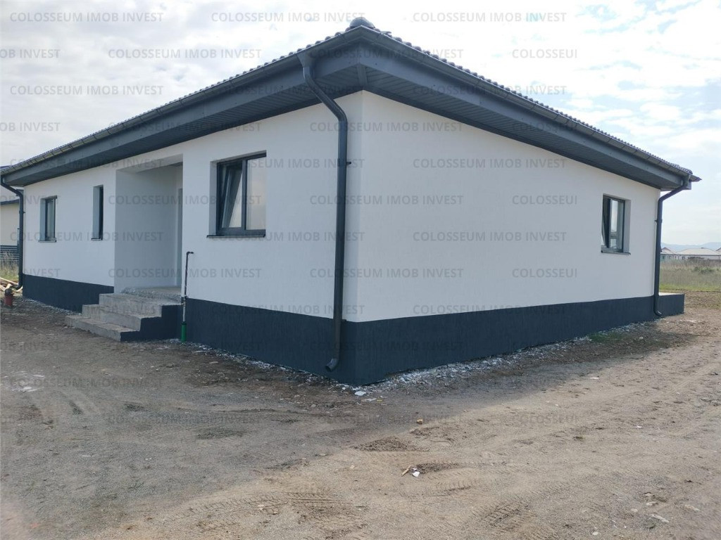 Casa 4 camere 2 bai ,teren 500 mp - Zona Izvor-Tarlungeni