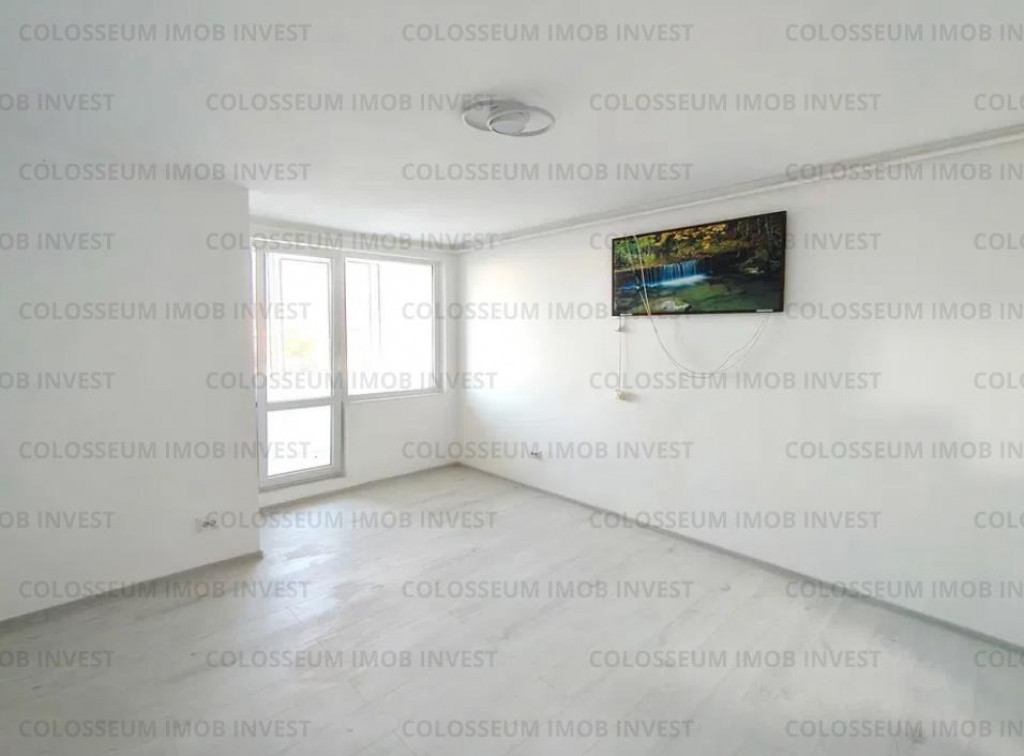 Garsoniera spatioasa, etaj 6/9, renovata integral, zona Noua!