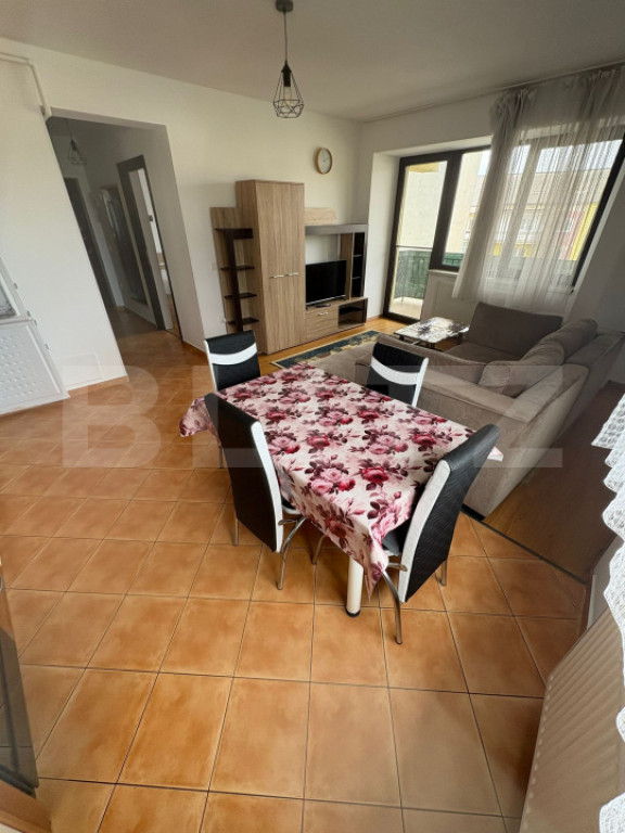 Apartament de vanzare, 2 camere 1000EURO/MP