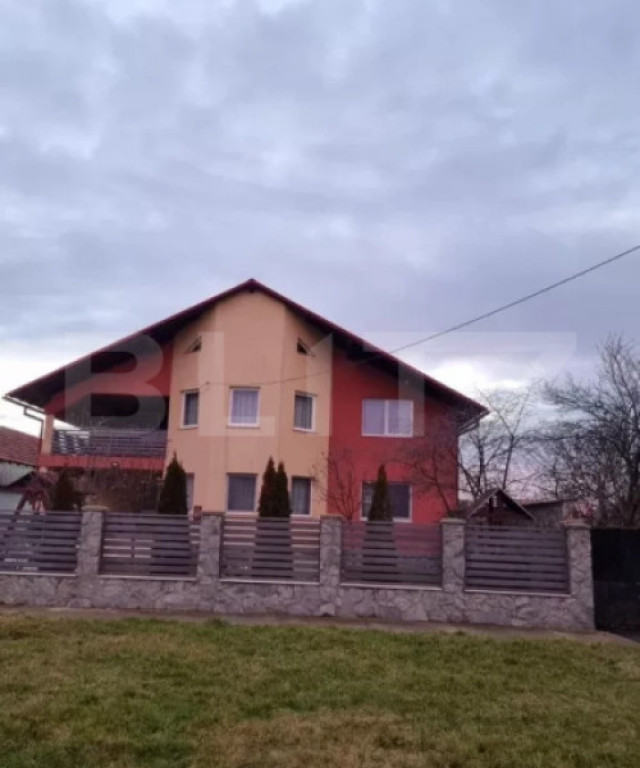 Vand casa in Darova