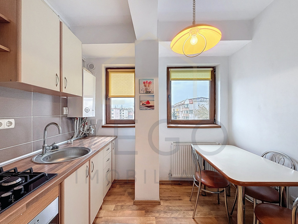 Apartament decomandat, 1 cameră, 36 mp, balcon, zona Iulius