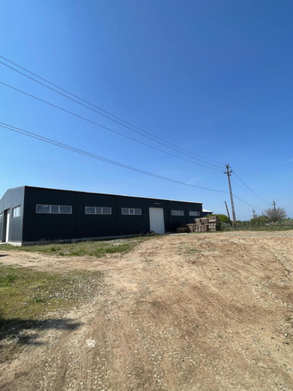 Spațiu de închiriat, 595 mp – zona Metro