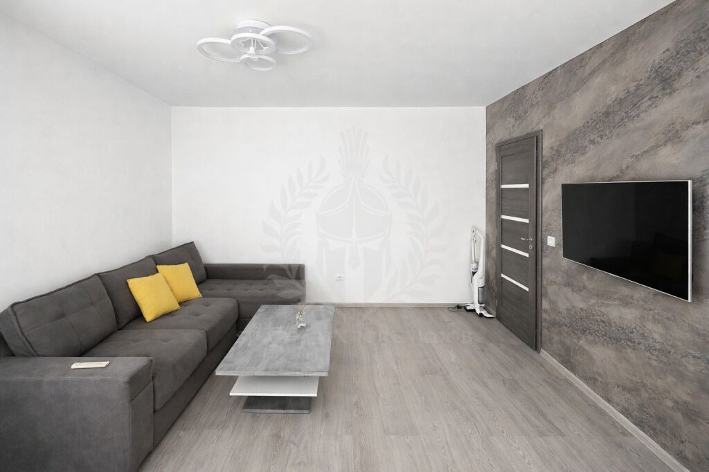 Inchiriere Garsoniera moderna, zona Vest - Penes Curcanul,