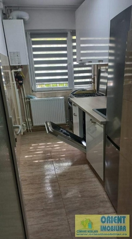 Tomis Nord, Rovere, 2 camere, parter, semimobilat, gaze, renovat