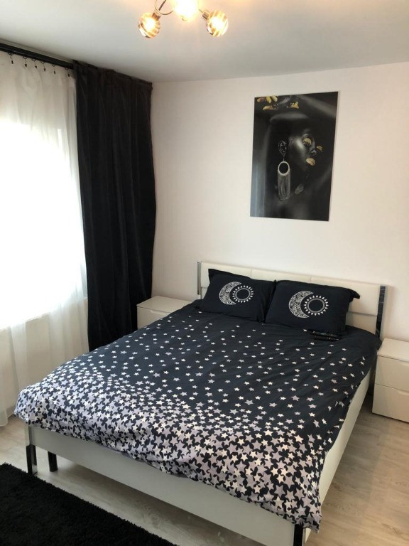 Proprietar apartament 2 camere Doamna Ghica, vis-a-vis de Regina Maria
