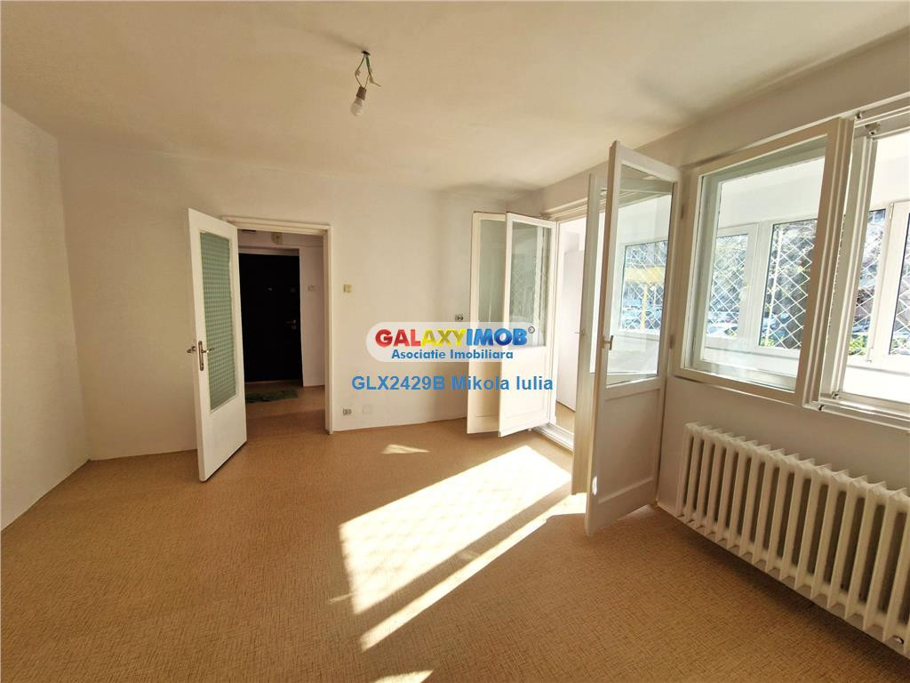 Apartament 2 camere semidecomandat Calea Victoriei