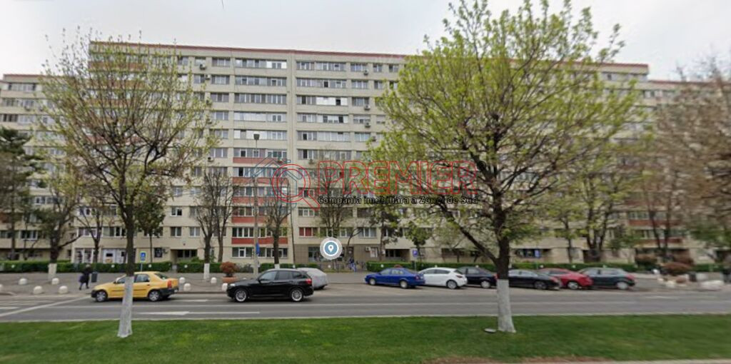 3 camere–Bd Alexandru Obregia-Centrală proprie-Parcare
