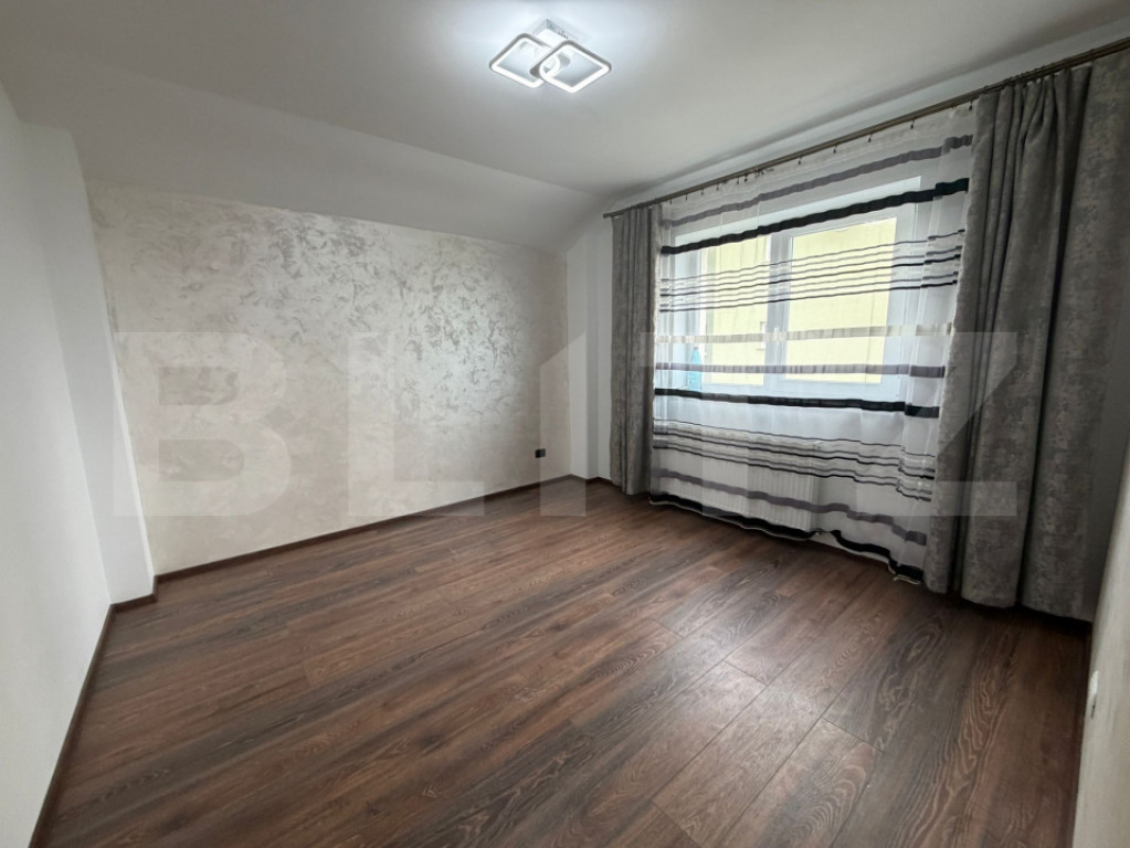 Apartament 2 camere, decomandat, 56 mp utili, cartier Burduj