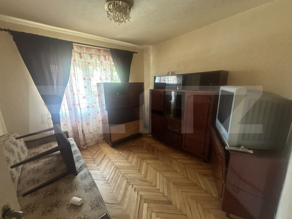 Apartament 3 camere, decomandat, 55 mp, zona Micro17