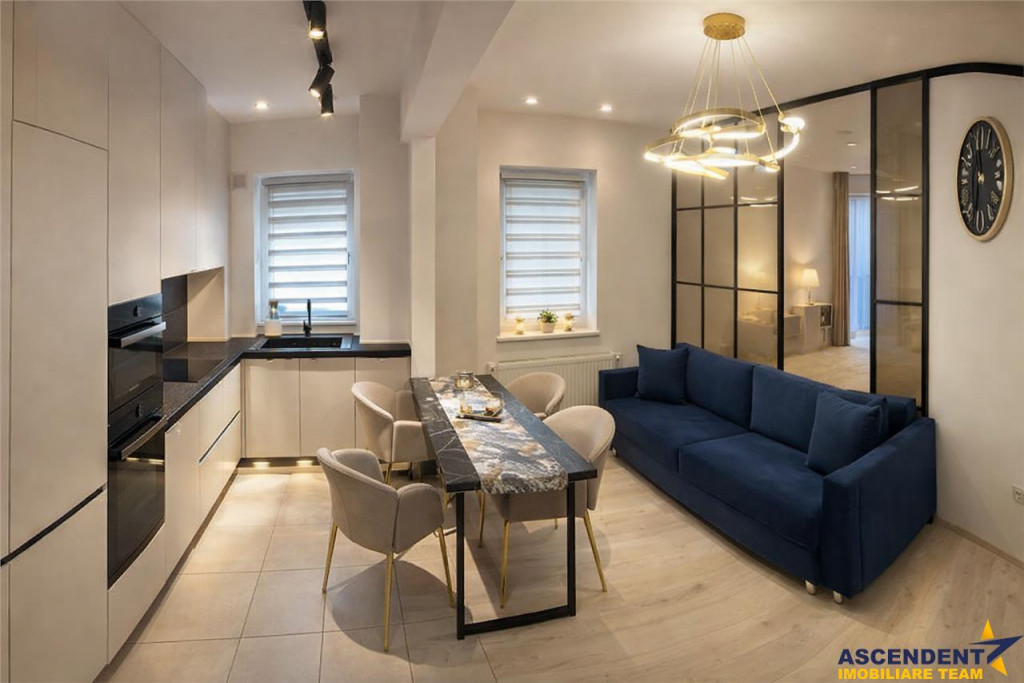 Totul nou!Decomandat,mobilat, accesorizat,balcon,boxa,parcar