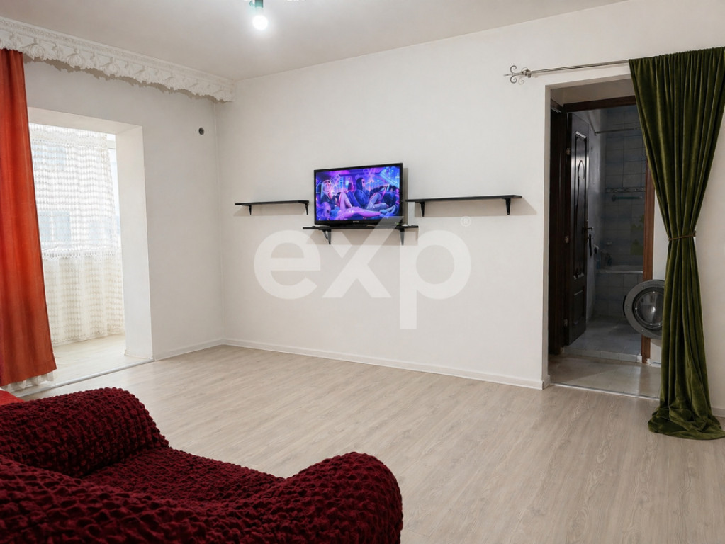 Apartament 3 camere decomandate, strada Martir Horia, Bacau