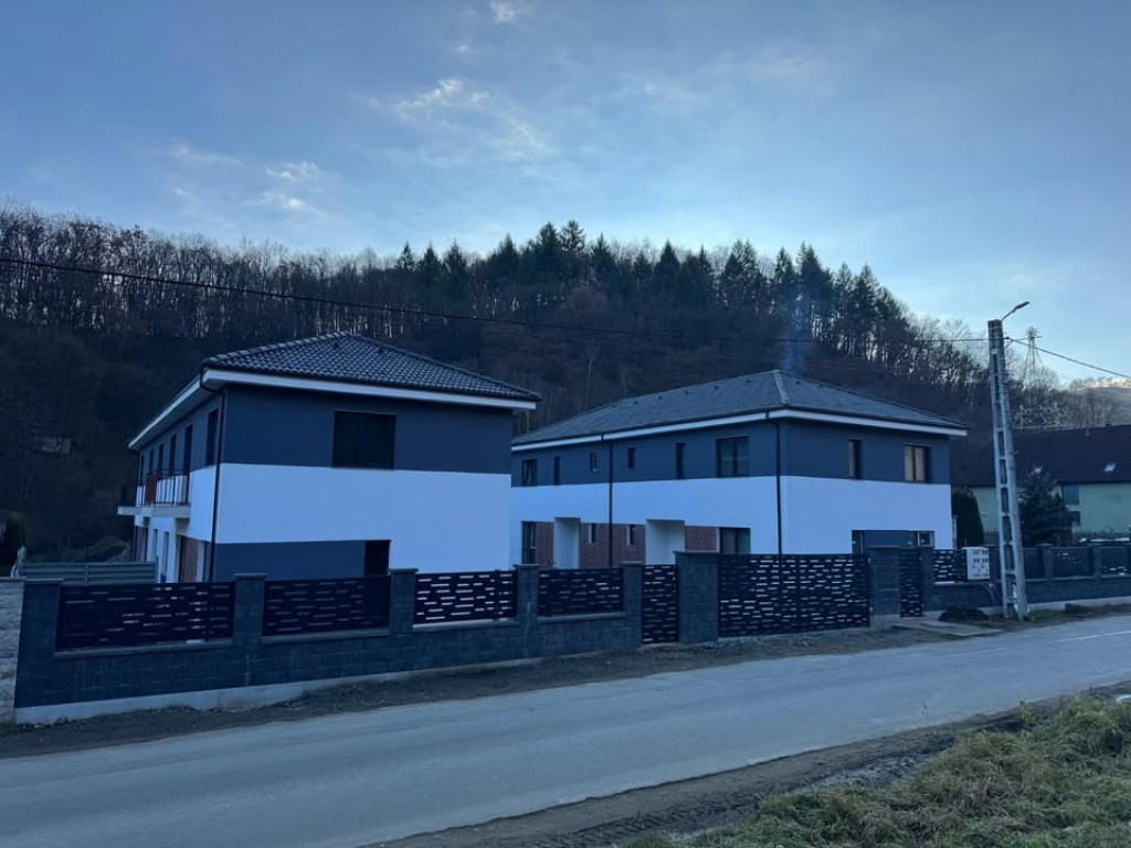 Duplex Florești zona Tăuți Finalizat -350 mp teren plus spatiu comun