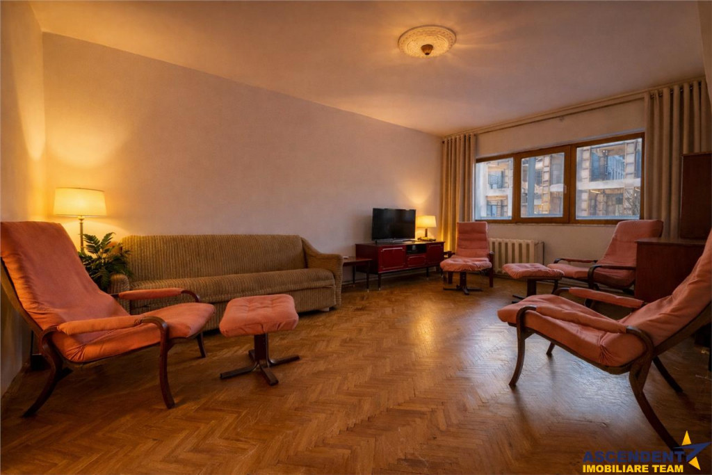 3D! Apartament 4 camere spatios, luminos,cu garaj,Ultracentr