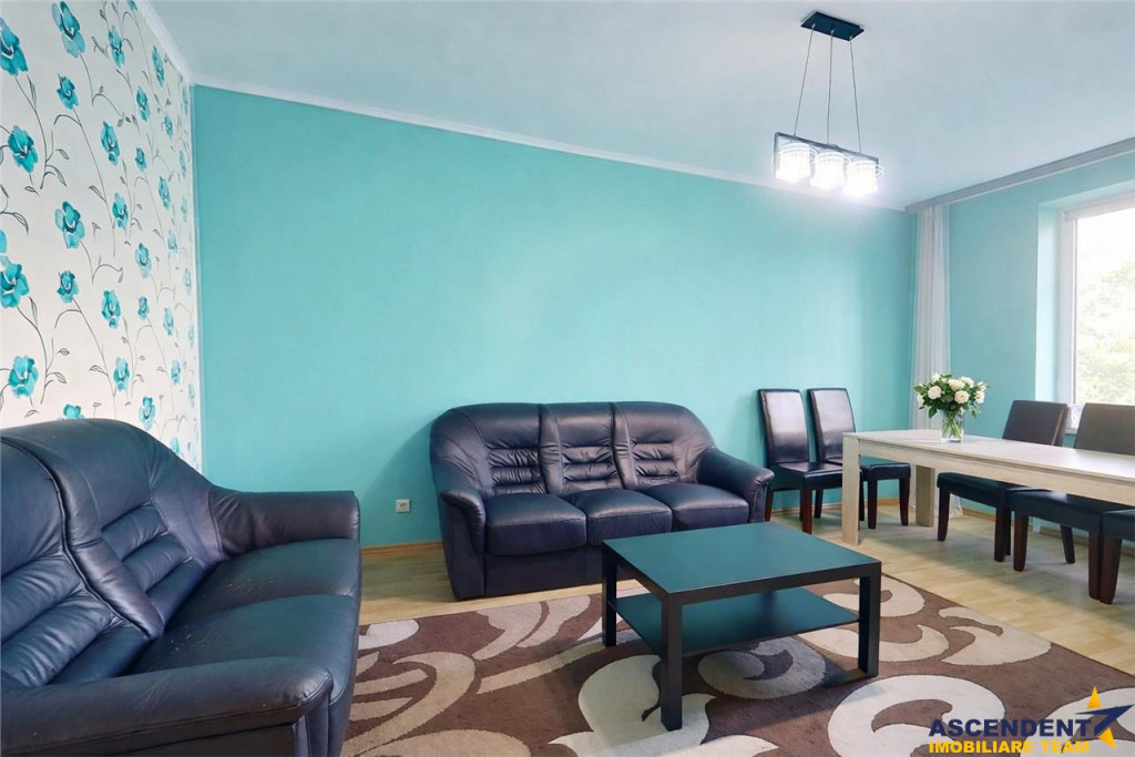 Penthouse extravagant,living spectaculos, semineu,terase gen