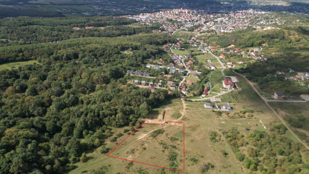 Teren intravilan constructii 1 ha, zona exclusivista, Meses/