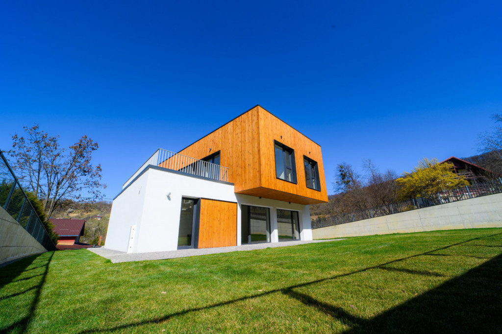 Vila exclusivista zona Episcopiei, calitate premium si confo