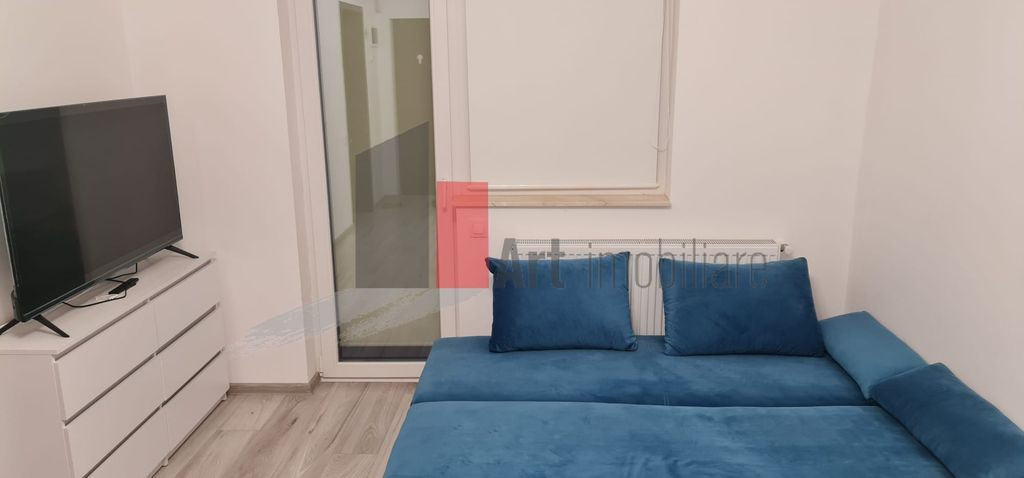 Garsoniera de inchiriat-Aparatorii Patriei-cu centrala