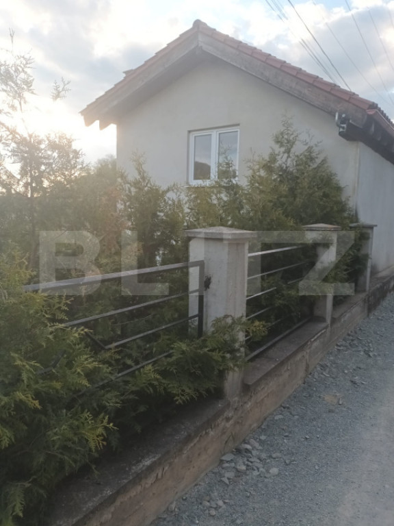 Casa de vanzare, semifinisata, 3 camere, 100 mp - Viile Deju