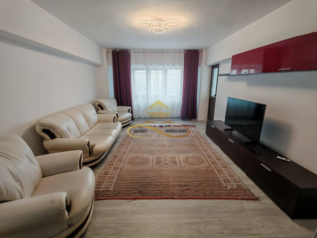 Apartament de inchiriat - 3 camere, str. Stefan cel Mare