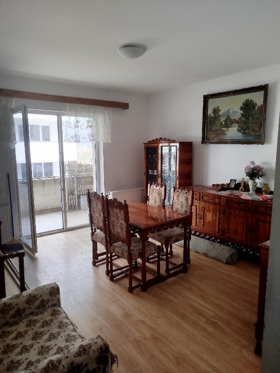 Garsoniera, tip studio - zona Sanpetru