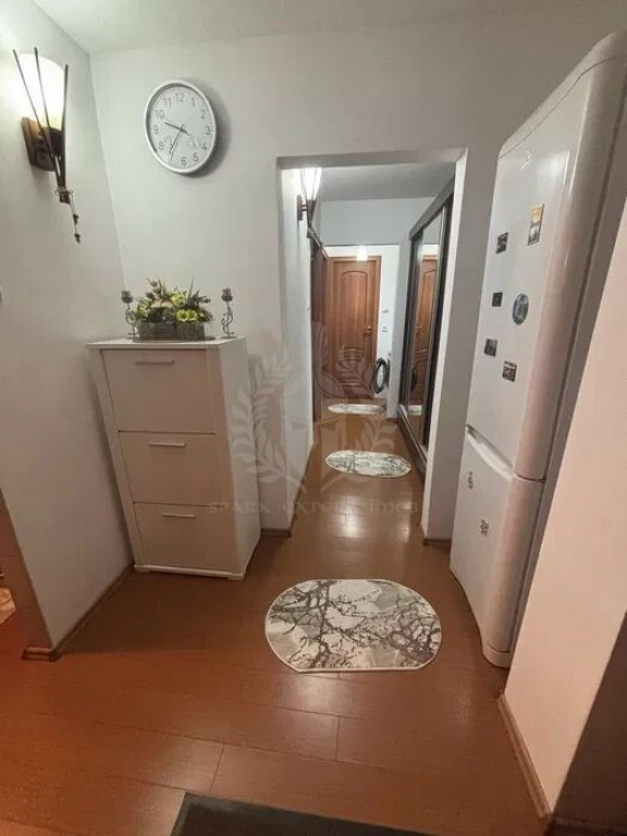 //3 CAMERE// ZONA 9 MAI//