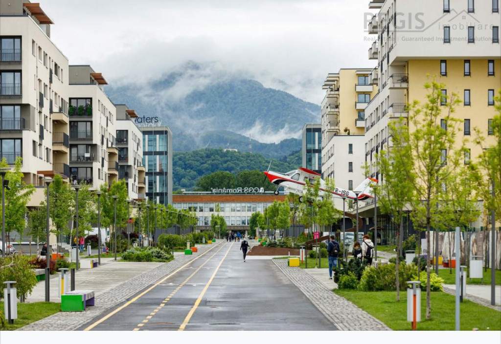 ApAleea Pietonala ,3 cam, Coresi Kasper