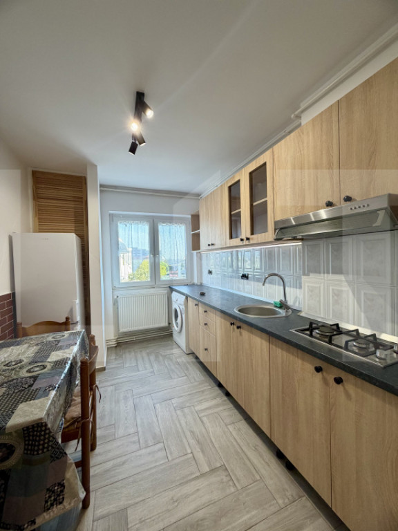 Apartament de închiriat, 75 mp, zona Centrală - Podgoria