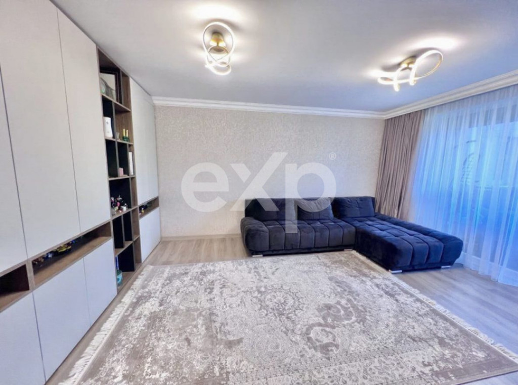 Apartament 3 camere urban plaza