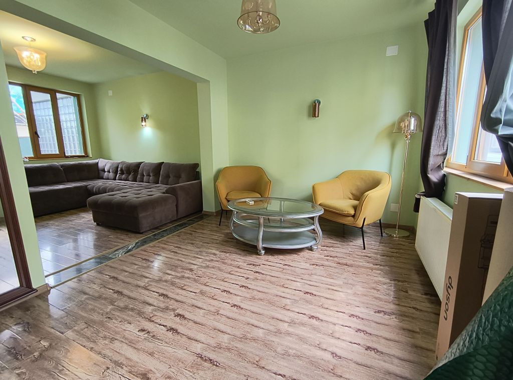 Aviatiei | Vila P+2E+pod, 5 camere, 3 bai, curte 155 mp u...