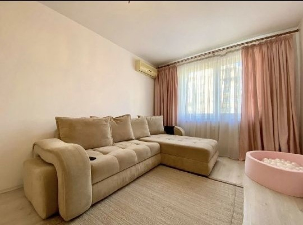 3 camere Dristor 1983-metrou