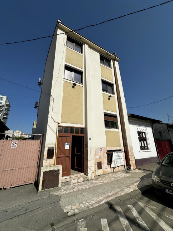 Oportunitate investitie – Casa 8 camere 13 Septembrie - Pa