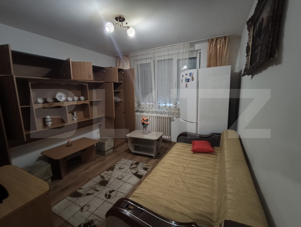 INCHIRIEM APARTAMENT 1 CAMERA --LINISTE si CONFORT