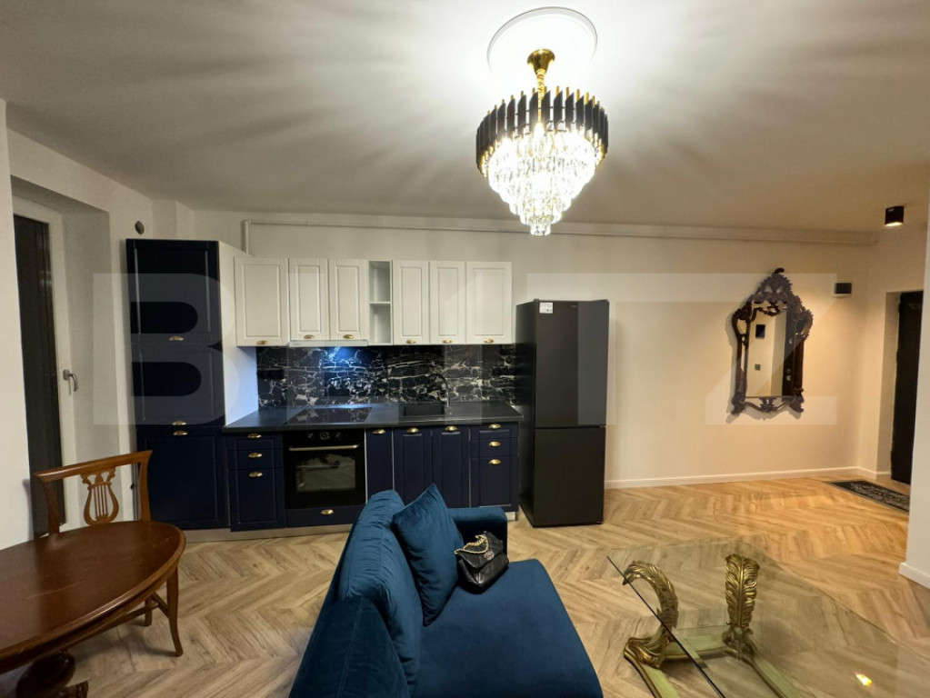 Oportunitate! 2 camere, etaj intermediar, la cheie, garaj, B