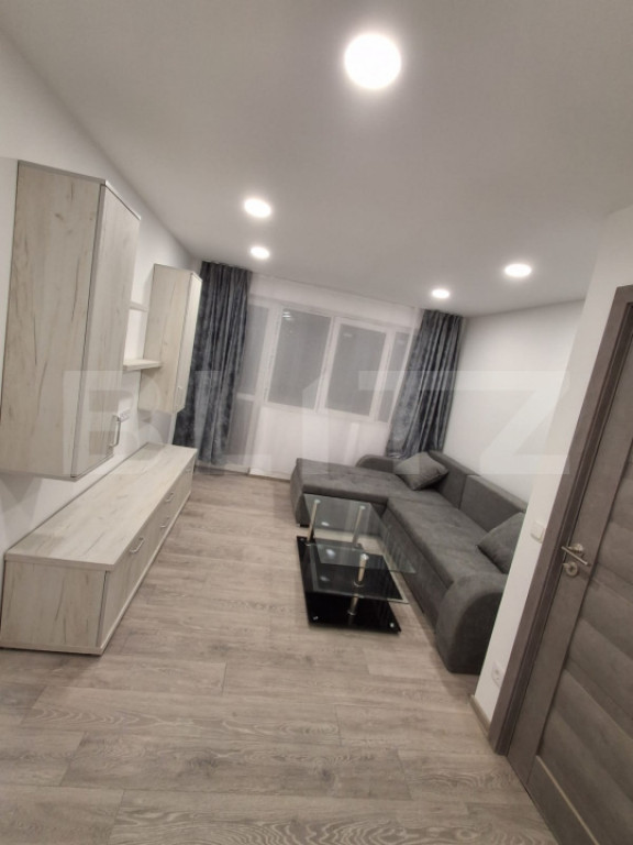 Apartament de inchiriat, 50 mp, zona Bulevard
