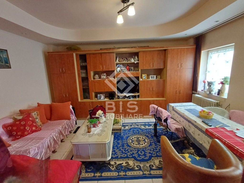 Casă 4 camere, Bd-ul. Independenței