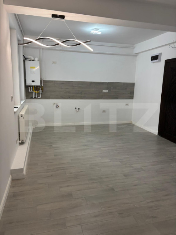 Spațiu comercial spre inchiriere, Șcheia la stradă | 18 m