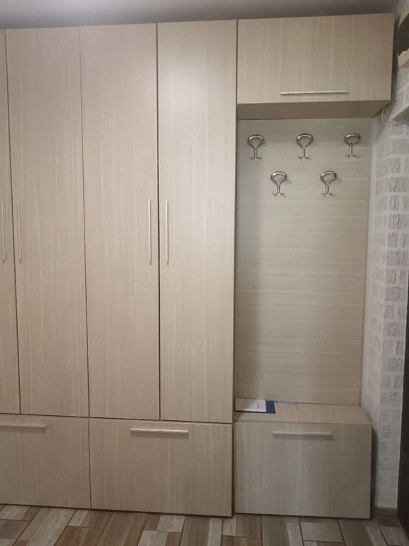 De inchiriat apartament 2 camere Micro 20 , 300 euro