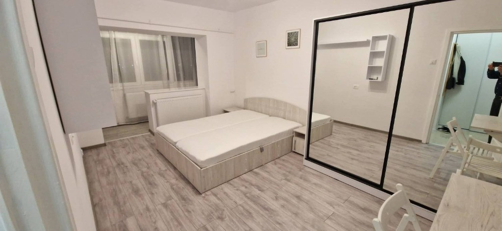 Apartament 1 camera D, in Socola,