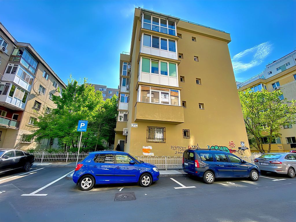 Sector 5 Calea Rahovei 3 camere Decomandat 70mp