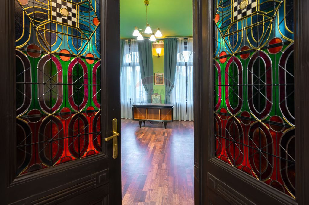 Proprietate unica in cladire istorica, 130 mp, Brasov