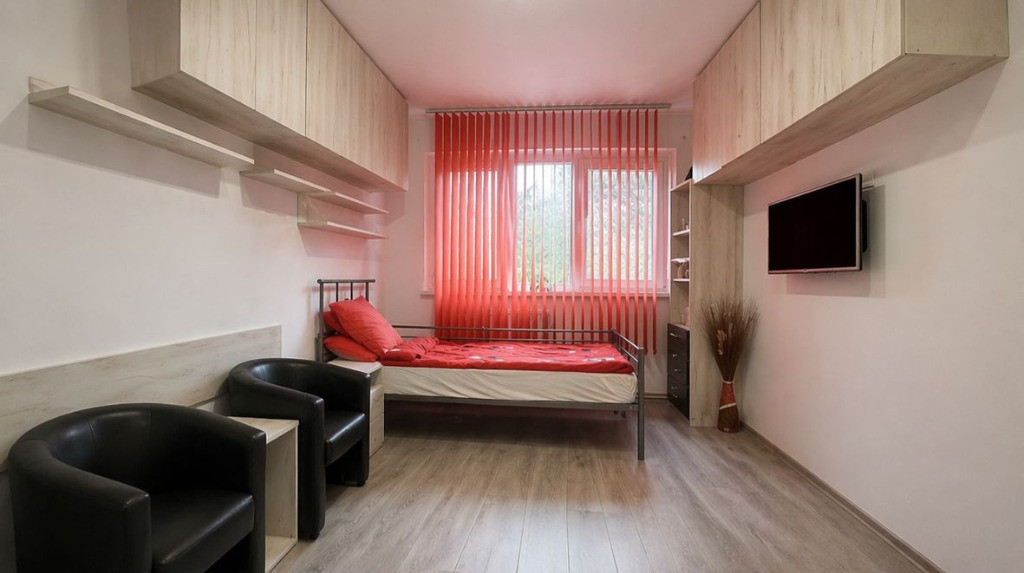 Apartament 2 camere, decomandat - zona Astra