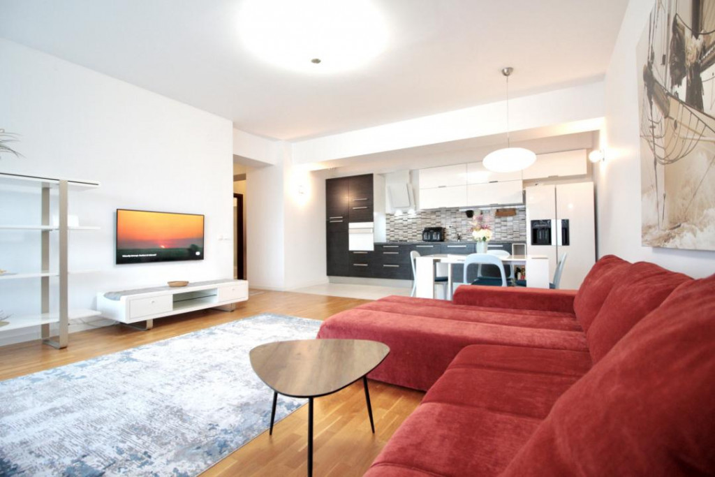 PIPERA-VITA BELLA, COMPLEX PRIVAT, LANGA SCOALA AMERICANA, 0