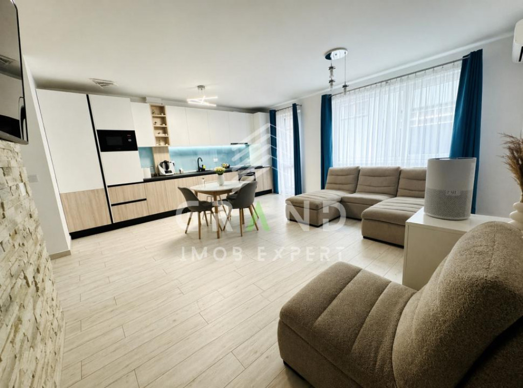 NOU PE PIATA | 3 camere | 70 mp+balcon 8 mp | Parcare | zona