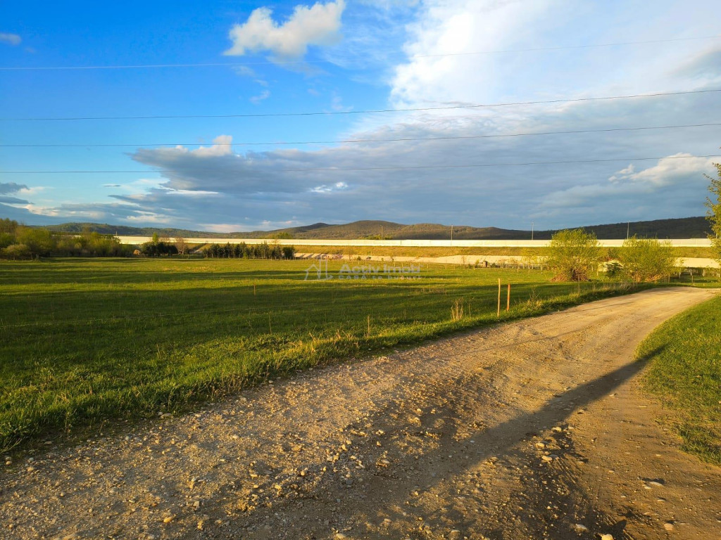 Apartament intabulat cu 3 camere 2 bai balcon si loc parcare