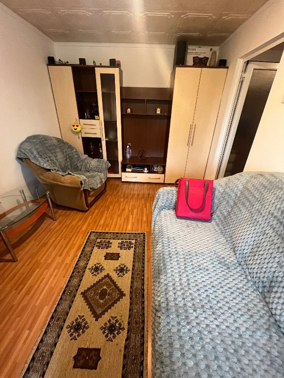 Apartament 3 camere Viziru 1 Liber