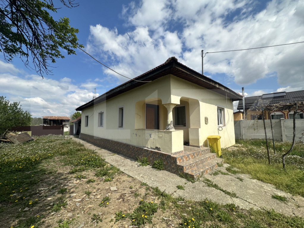 Casa cu Teren Budieni